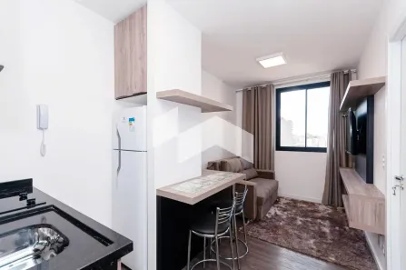 Apartamento com 1 Quarto para alugar, 25m² no Centro, Curitiba