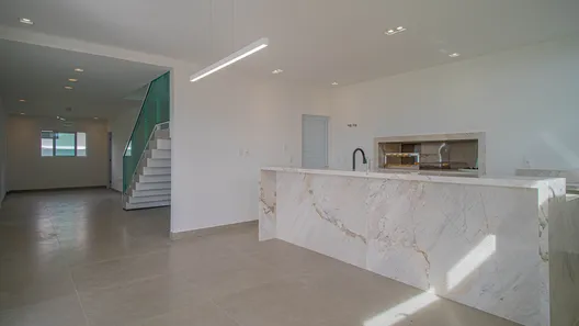 Casa de Condomínio com 4 Quartos à venda, 300m² no Carapibus, Conde