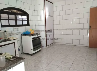 Casa com 4 Quartos à venda, 191m² no Vila Capri, Araruama