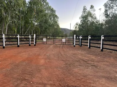 Fazenda / Sítio / Chácara com 2 Quartos à venda, 726000m² no , Vila Boa