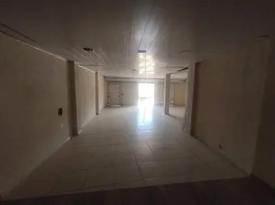 Loja / Salão / Ponto Comercial à venda, 90m² no Chatuba, Mesquita