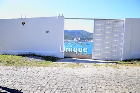 Casa de Condomínio com 3 Quartos à venda, 385m² no Pontal do Atalaia, Arraial do Cabo