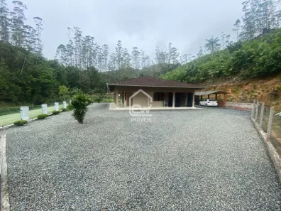 Fazenda / Sítio / Chácara com 3 Quartos à venda, 200m² no , Massaranduba