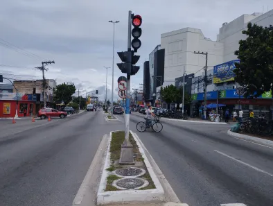 Loja / Salão / Ponto Comercial para alugar, 80m² no Centro, Rio das Ostras