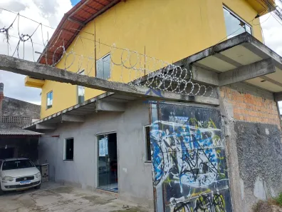 Galpão / Depósito / Armazém à venda, 215m² no Coqueiro, Ananindeua