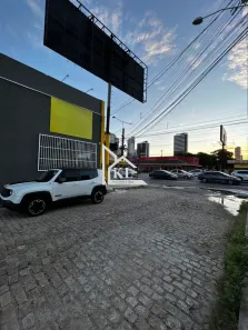 Loja / Salão / Ponto Comercial com 4 Quartos à venda, 268m² no Lagoa Nova, Natal