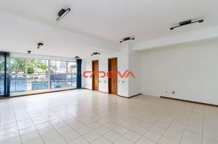 Conjunto Comercial / Sala para alugar, 42m² no Bacacheri, Curitiba
