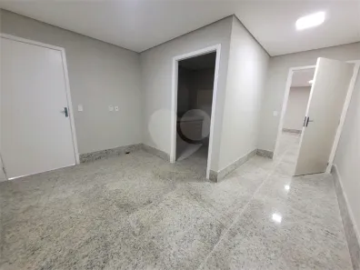 Prédio Inteiro para alugar, 1500m² no Vila Vianelo, Jundiaí