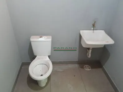 Conjunto Comercial / Sala para alugar, 42m² no , Cravinhos