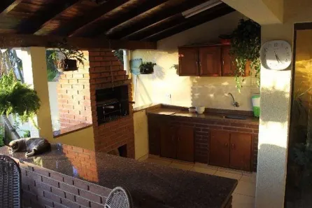 Sobrado com 3 Quartos à venda, 300m² no Centro, Ibiporã