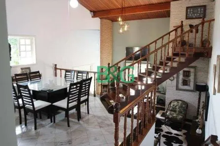 Sobrado com 4 Quartos para venda ou aluguel, 449m² no Jardim Pinheiro, Arujá