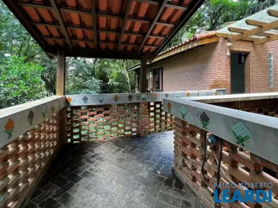 Fazenda / Sítio / Chácara com 1 Quarto para venda ou aluguel, 271m² no Taboleiro Verde, Cotia