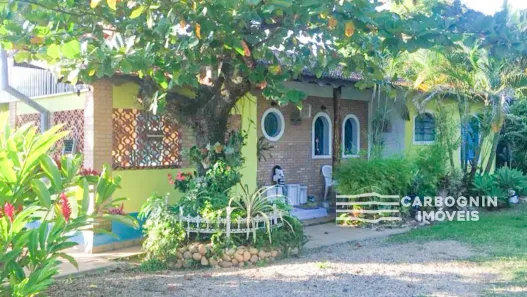 Fazenda / Sítio / Chácara com 3 Quartos para venda ou aluguel, 248m² no Sapé I, Caçapava