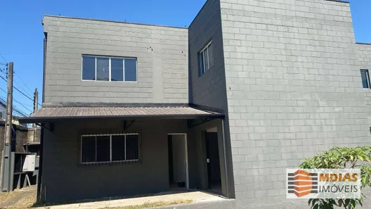 Galpão / Depósito / Armazém para venda ou aluguel, 700m² no Vila Santa Maria, Itapecerica da Serra