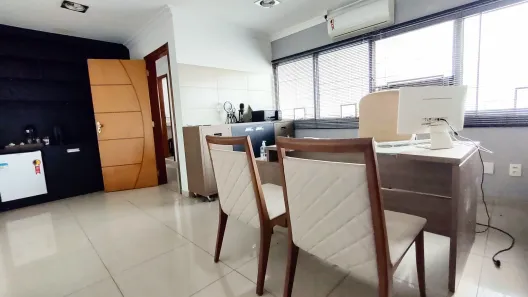 Conjunto Comercial / Sala com 1 Quarto à venda, 40m² no Centro, Campo Grande