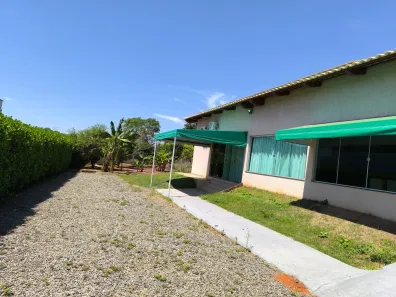 Casa de Condomínio com 3 Quartos à venda, 330m² no , Hidrolândia