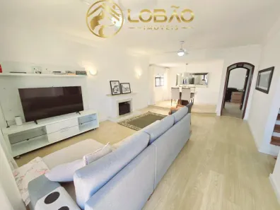 Sobrado com 4 Quartos à venda, 159m² no Jardim Brasília 2, Resende