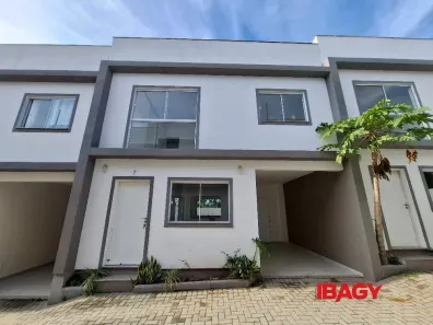 Casa com 3 Quartos para alugar, 126m² no Campeche, Florianópolis