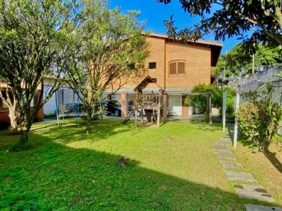 Casa com 4 Quartos à venda, 333m² no Centro, Embu das Artes