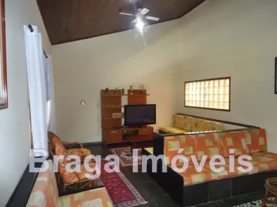 Fazenda / Sítio / Chácara com 4 Quartos à venda, 350m² no Paruru, Ibiúna
