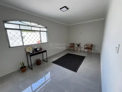 Casa com 3 Quartos à venda, 130m² no Jardim Tabapuã (Vila Xavier), Araraquara