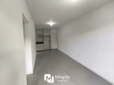 Apartamento com 2 Quartos para alugar, 60m² no Velha Central, Blumenau