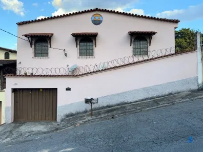 Casa com 9 Quartos para alugar, 240m² no Guadalajara (Justinópolis), Ribeirão das Neves