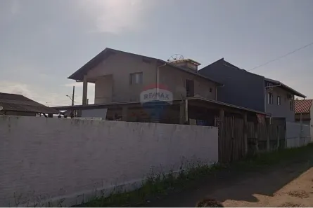 Sobrado com 2 Quartos à venda, 160m² no Armação, Penha