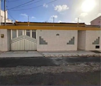 Casa com 3 Quartos à venda, 180m² no Luzia, Aracaju