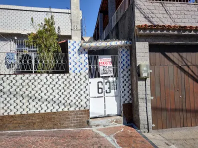 Sobrado com 2 Quartos para alugar, 55m² no Engenhoca, Niterói