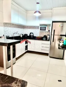 Sobrado com 2 Quartos à venda, 213m² no Jardim Pinheiros, Quatro Barras