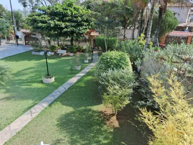Fazenda / Sítio / Chácara com 3 Quartos à venda, 500m² no , Piraí