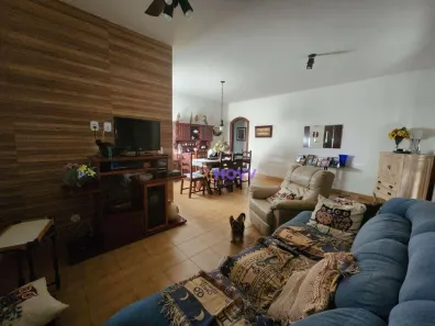 Casa com 4 Quartos à venda, 132m² no Serra Grande, Niterói