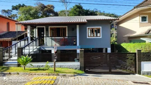 Casa de Condomínio com 4 Quartos à venda, 310m² no Posse, Teresópolis