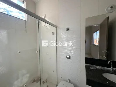 Casa com 3 Quartos para alugar, 110m² no Santo Antônio, Montes Claros