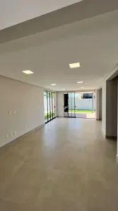 Sobrado com 3 Quartos à venda, 200m² no Jardins Porto, Senador Canedo