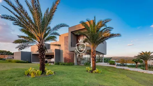 Casa de Condomínio com 6 Quartos à venda, 1500m² no , Piedade