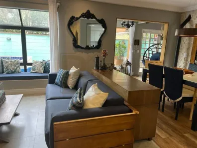 Sobrado com 3 Quartos à venda, 190m² no Jardim Colibri, Embu das Artes