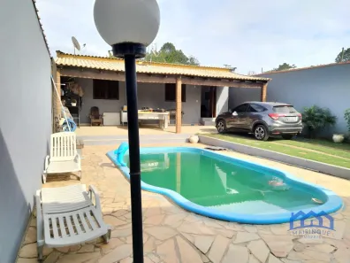 Fazenda / Sítio / Chácara com 3 Quartos à venda, 750m² no , Mairinque