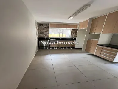 Casa com 4 Quartos para alugar, 190m² no Vila Anita Costa, Jandira