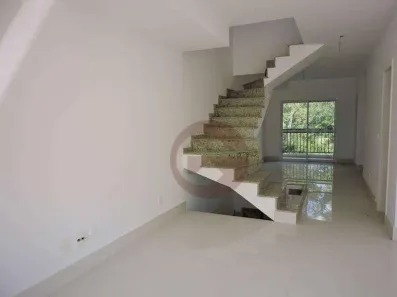 Casa de Condomínio com 4 Quartos à venda, 378m² no Chácara do Refúgio, Carapicuíba