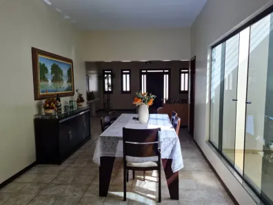 Casa com 2 Quartos à venda, 85m² no Parque Maria Helena, Suzano