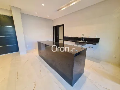 Sobrado com 4 Quartos à venda, 228m² no Jardins Capri, Senador Canedo
