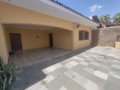 Casa com 3 Quartos para alugar, 140m² no Parque São Jorge, Campinas