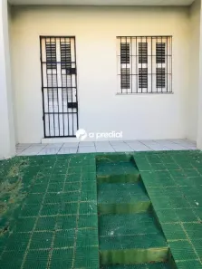Casa com 3 Quartos para alugar, 170m² no José Bonifácio, Fortaleza