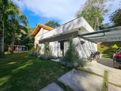 Casa de Condomínio com 3 Quartos à venda, 380m² no , Areal