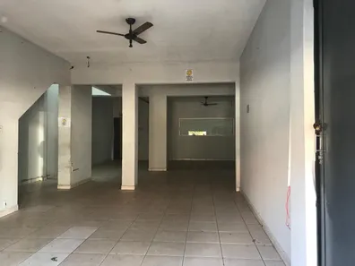 Loja / Salão / Ponto Comercial para alugar, 100m² no Centro, Araras