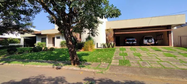 Casa de Condomínio com 2 Quartos para venda ou aluguel, 418m² no Bourbon, Foz do Iguaçu