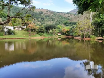 Fazenda / Sítio / Chácara com 4 Quartos à venda, 5000m² no Pedro do Rio, Petrópolis