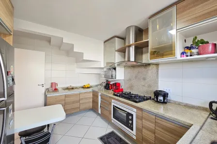 Casa de Condomínio com 3 Quartos à venda, 115m² no Boneca do Iguaçu, São José dos Pinhais